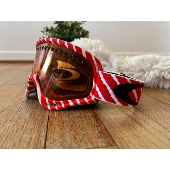Oakley Shaun White Splice Goggles White / Red Frame w/ Persimmon Lens XS O-Frame - Picture 3 of 6